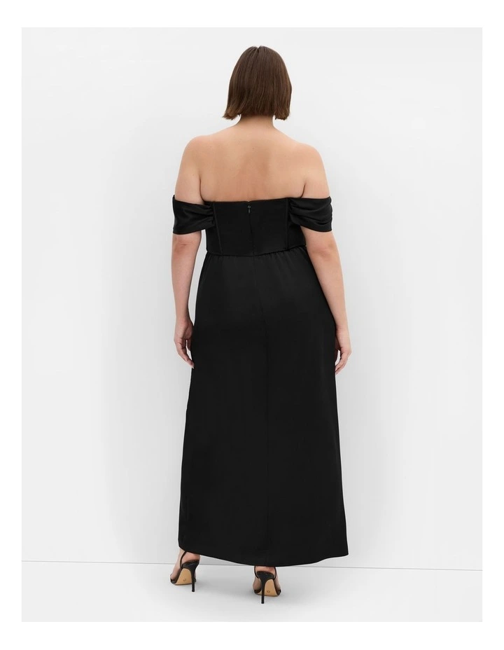 Maxi Forbidden Love in Black image 2