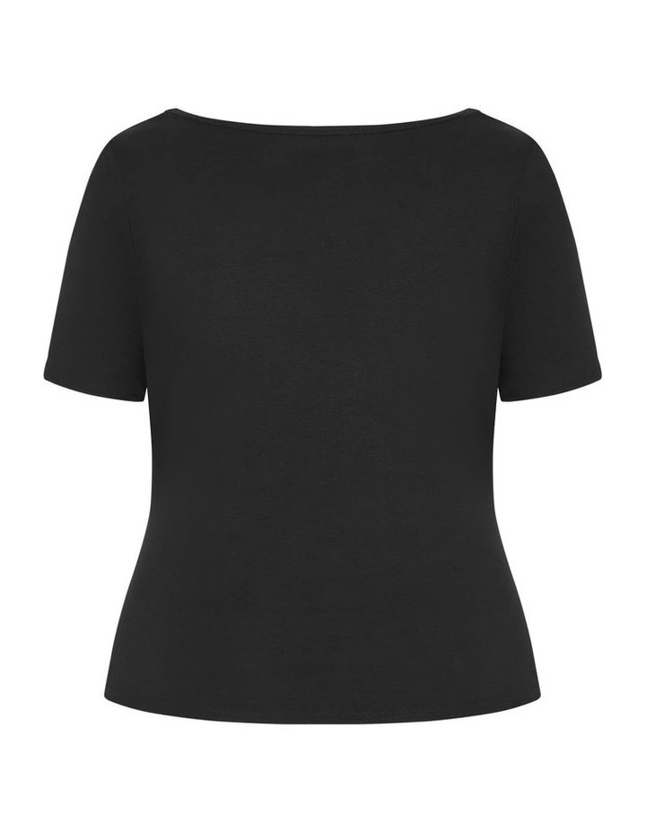 Everyday Scoop Tee in Black image 6