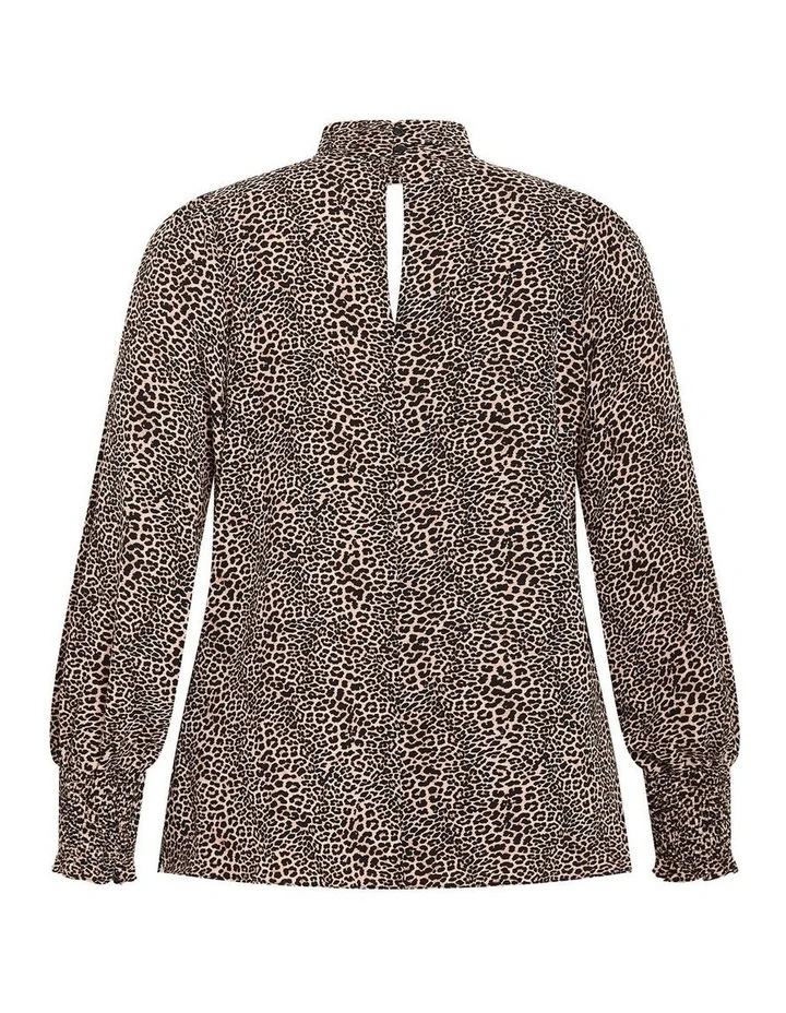 Indie Print Top in Cheetah image 4