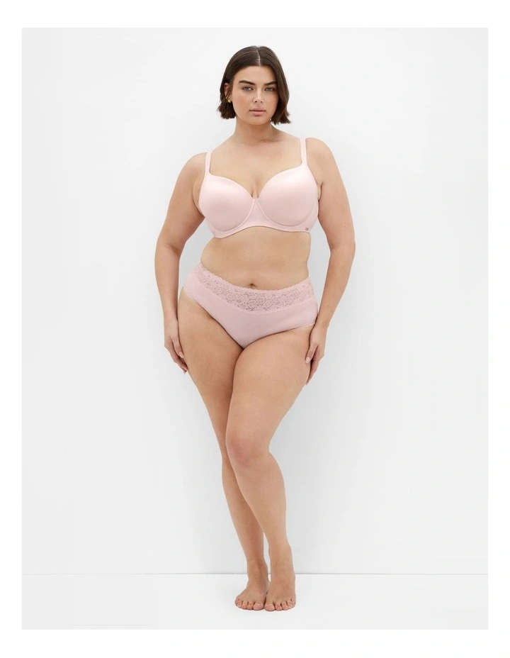 Smooth T-shirt Bra in Pink Icing image 1