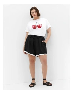 Luna Contrast Trim Short in Black