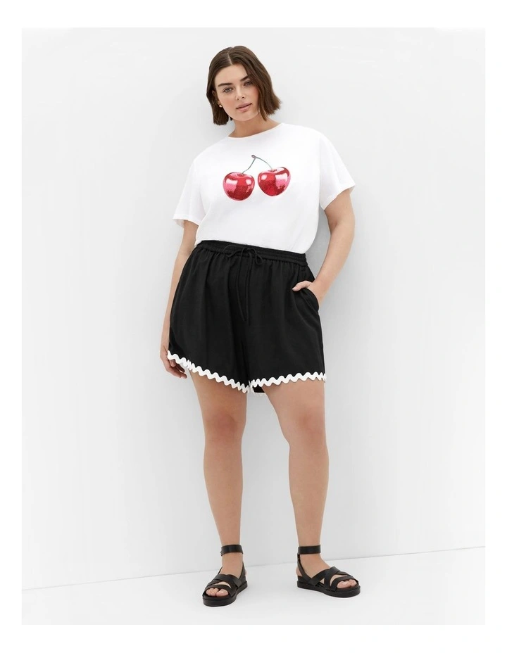 Luna Contrast Trim Short in Black image 1