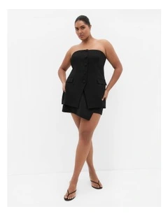 Leah Bustier in Black