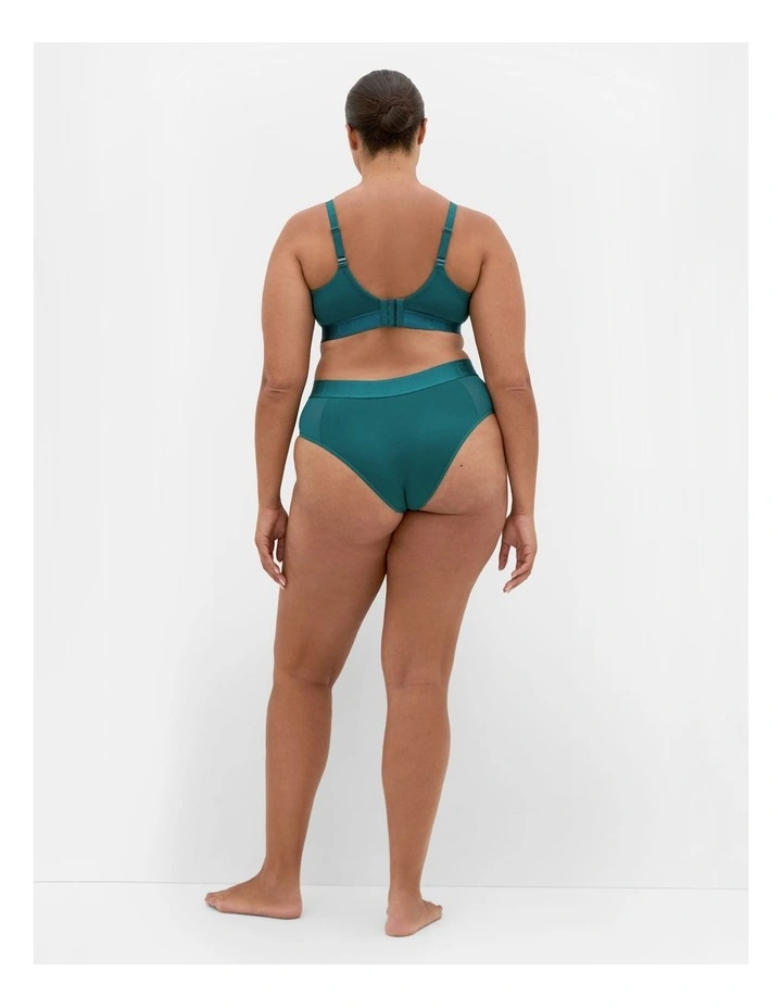 Signature CCX Wireless Bra in Emerald image 2