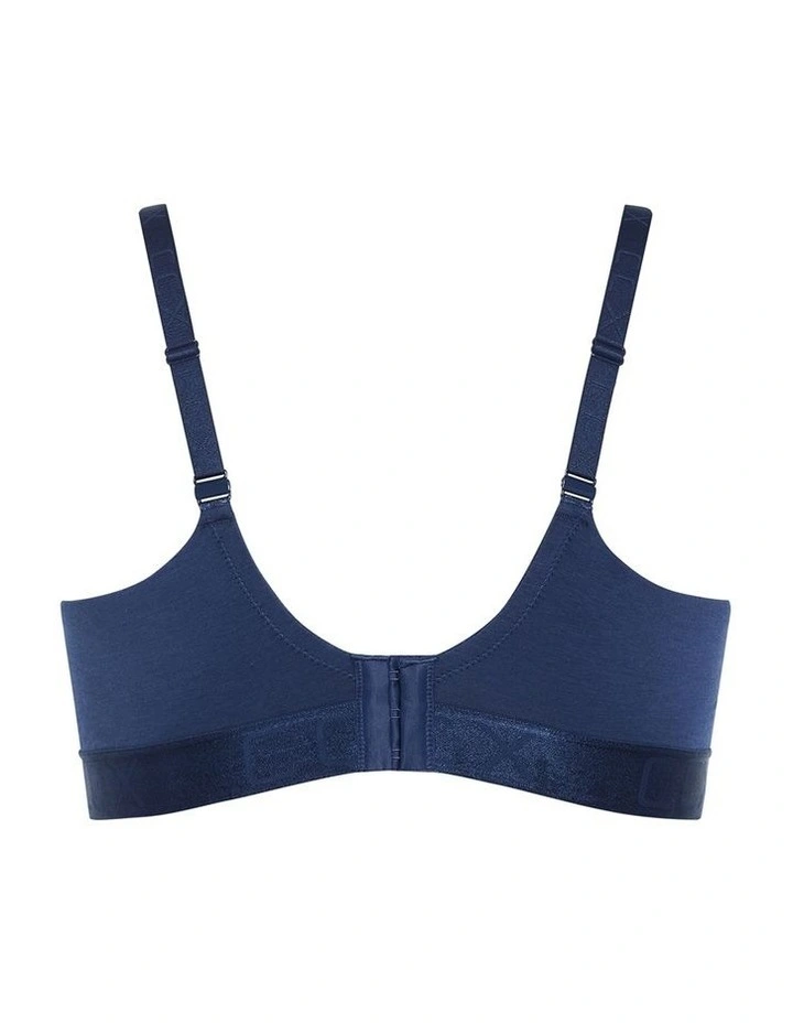 Signature CCX Wireless Bra in Navy image 4