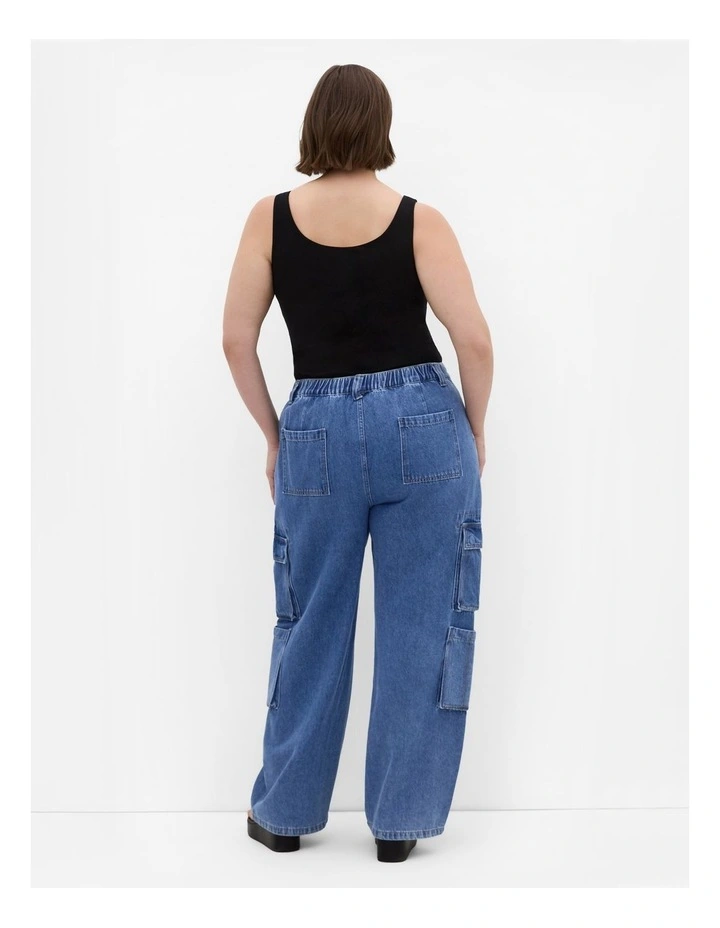 Harley Fit Cass Mid Wash Cargo Jean in Blue image 2