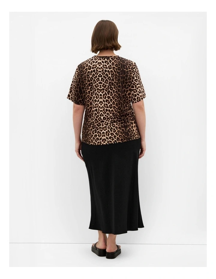 Cassie Leopard Print Tee in Chocolate image 2
