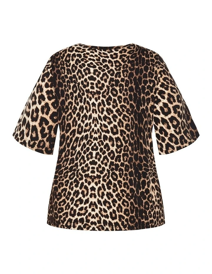 Cassie Leopard Print Tee in Chocolate image 4
