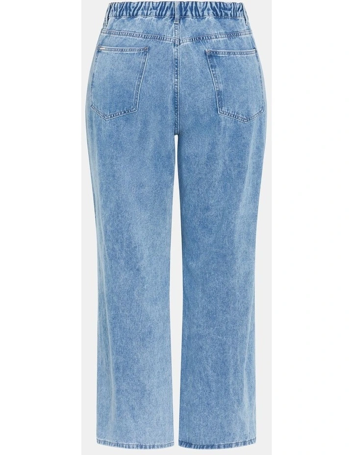 Harley Fit Sara Wide Leg Jeans in Light Denim image 4