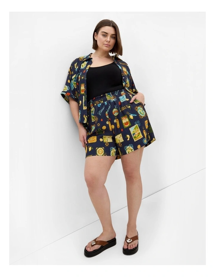 Amore Print Shorts in Navy image 1