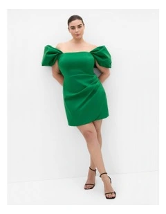 Elyse Off Shoulder Mini Dress in Kelly Green