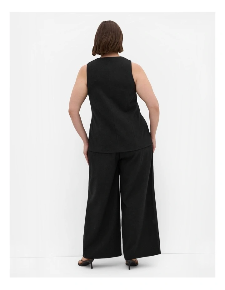 Tori Vest in Black image 2