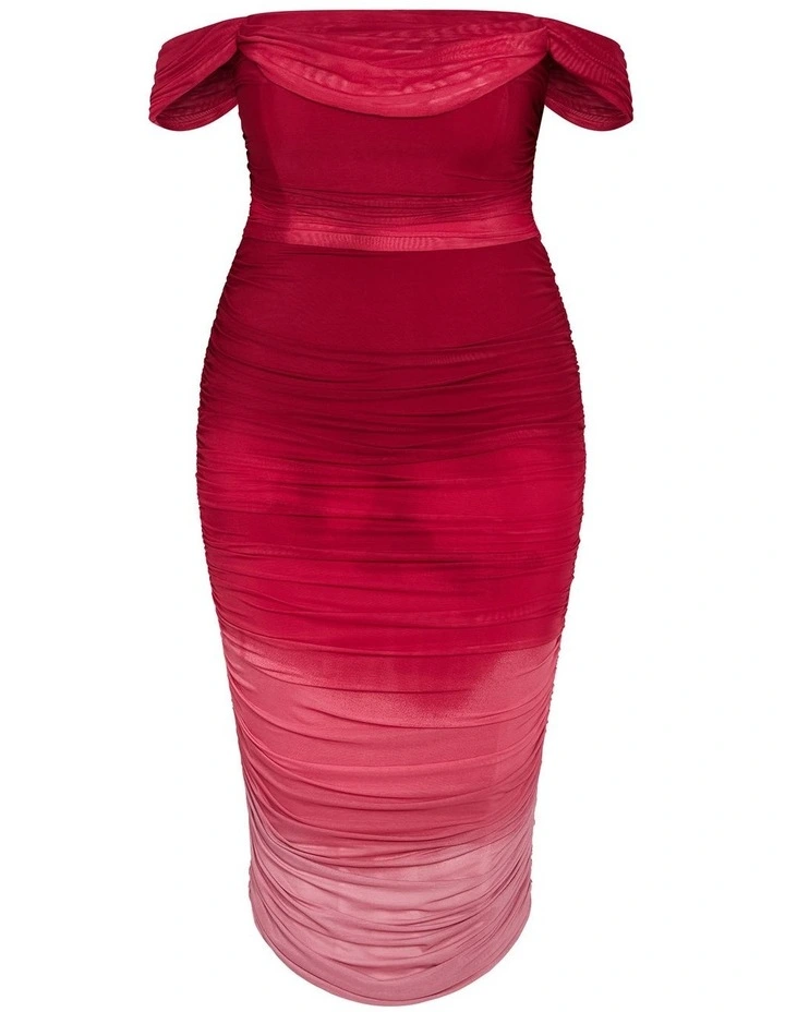 Plus Size Alyssa Ombre Ruched Midi Dress in Ruby image 3