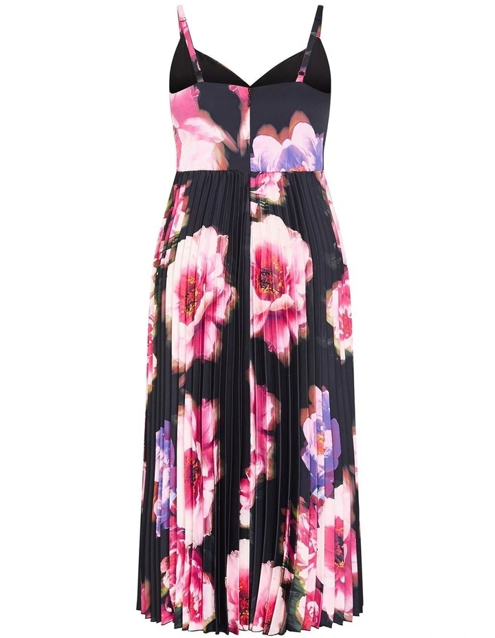 Plus Size Ariana Pleat Print Maxi Dress in Black image 4