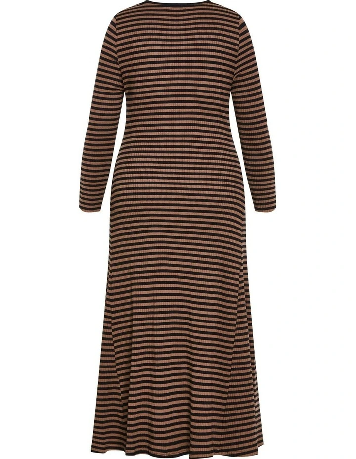 Plus Size Remi Long Sleeve Rib Maxi Dress in Mocha image 6