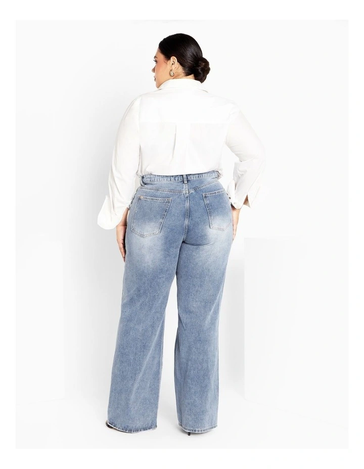 Plus Size Harley Fit Harriet Wide Leg Jeans in Light Wash image 2