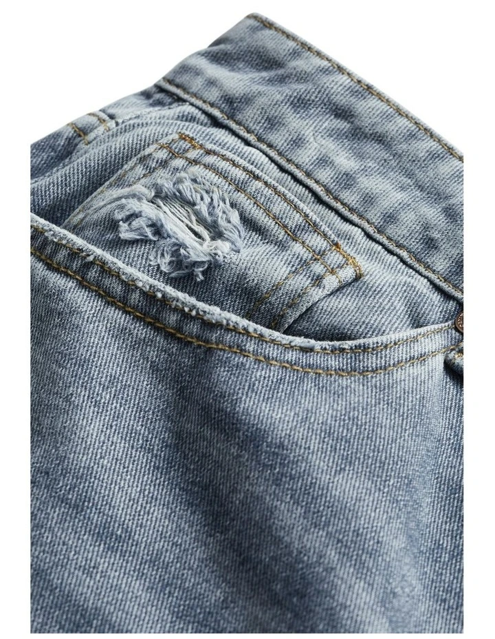 Plus Size Harley Fit Harriet Wide Leg Jeans in Light Wash image 5