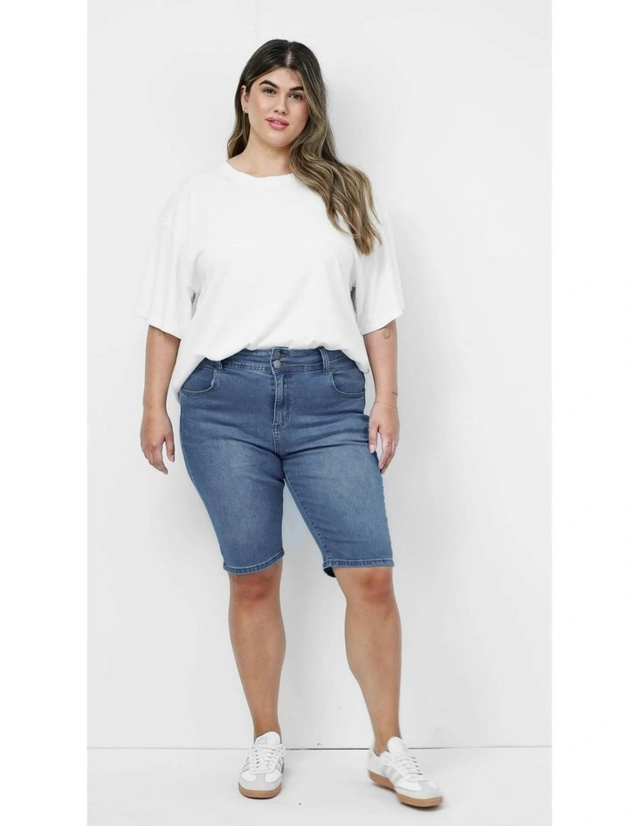 Classic Pins Shorts in Mid Denim image 7