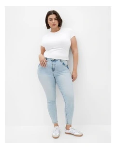 Plus Size Harley Fit Karla Skinny Jeans in Light Wash