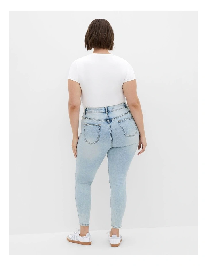Plus Size Harley Fit Karla Skinny Jeans in Light Wash image 2