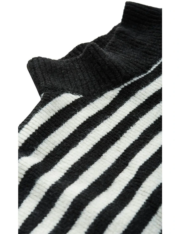 Plus Size Hampstead Jumper in Narrow Stripe image 6