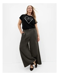 Plus Size Cuffed Sleeve Love Me Tee in Black