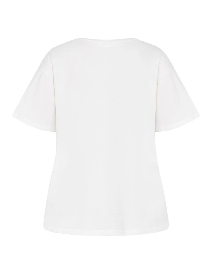 Plus Size Oversized Eagle Tee in Ivory image 4