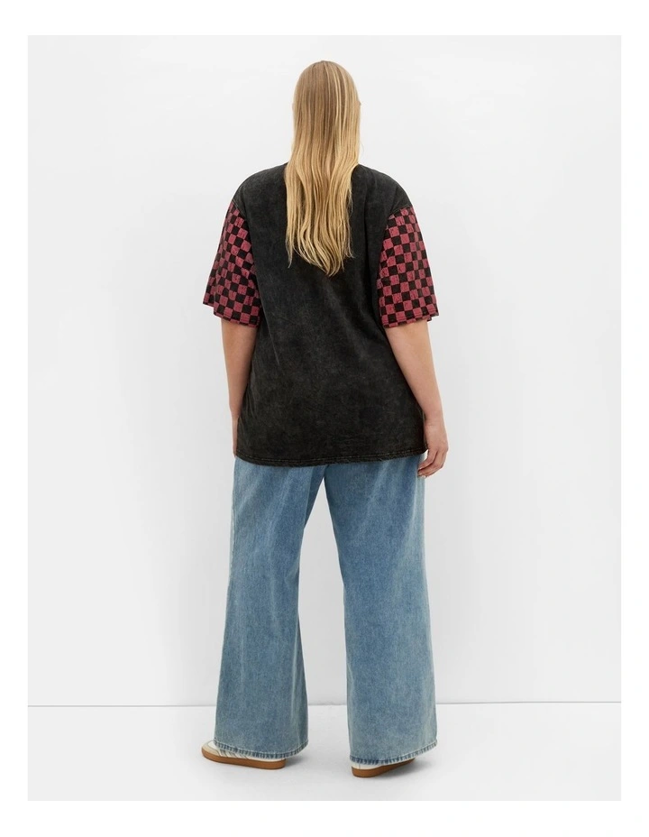 Plus Size Wrangling Hearts Oversized Tee in Black Wash image 2