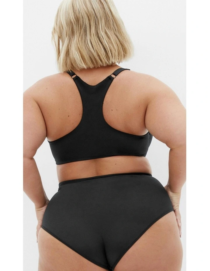 Iris Contour Racerback Bra in Black image 2