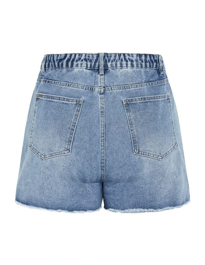 Hannah Rip Denim Short in Mid Wash image 4