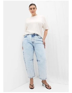 Harley Fit Bridget Barrel Leg Ankle Grazer Jean in Ice Blue Wash