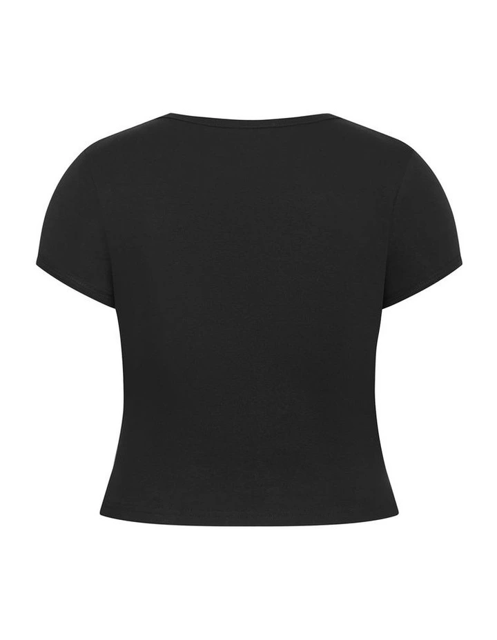 Micro Chilli Print Tee in Black image 4