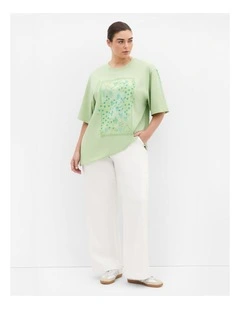 Queen Of Hearts Oversized Tee in Lime