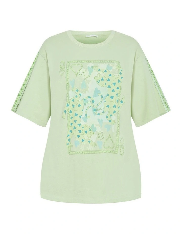Queen Of Hearts Oversized Tee in Lime image 3