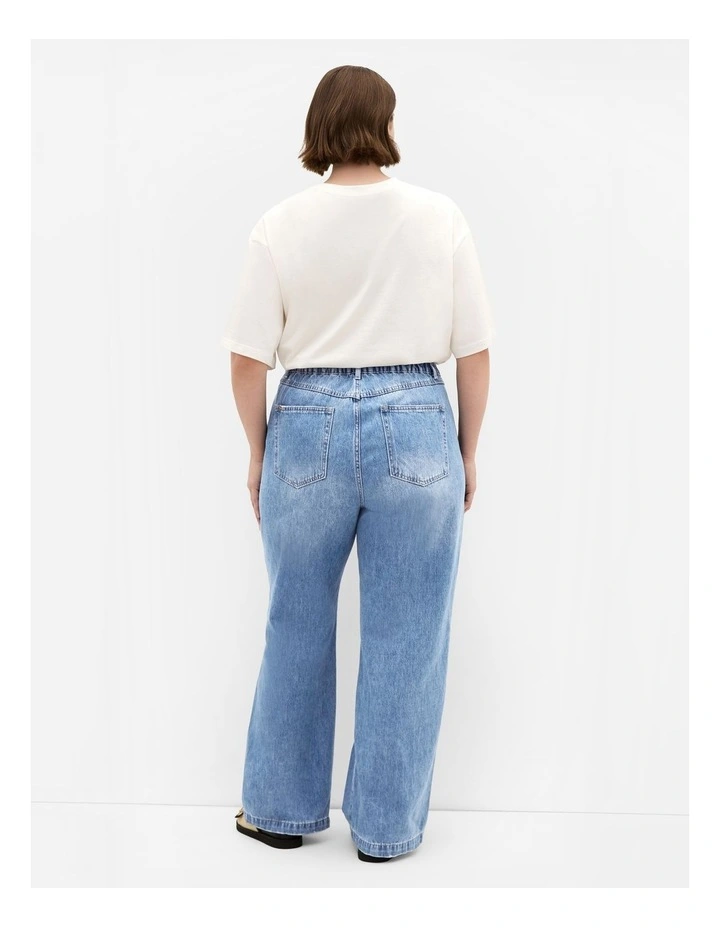 Harley Fit Jessa Wide Leg Regular Jean in Light Wash image 2
