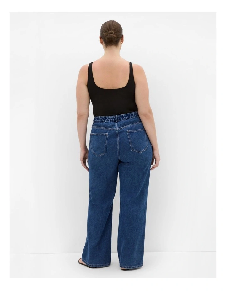 Harley Fit Denim Blues Straight Leg Regular Jean in Mid Wash image 2