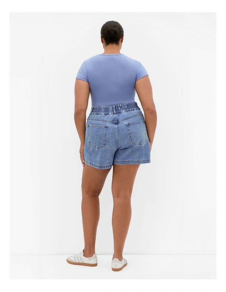 Stretch Waist Denim Short in Mid Wash image 2