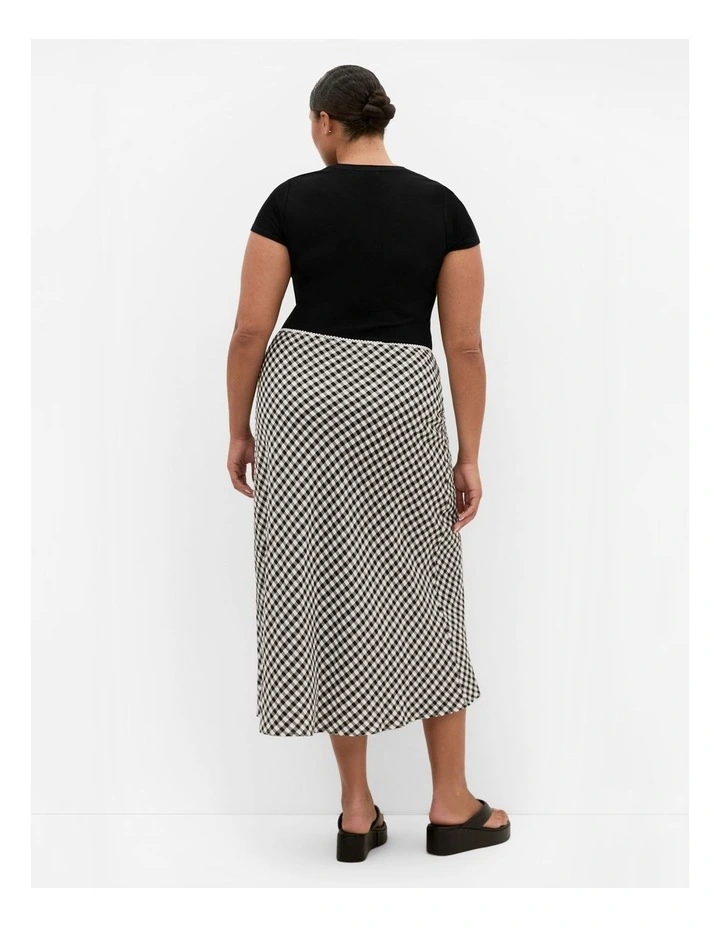Western Gingham Midi Skirt in Black image 2