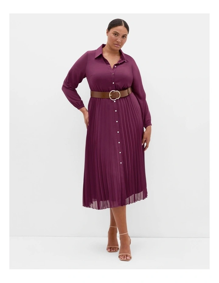 Honey Lane Pleat Midi Dress in Jam image 1