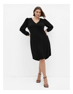 Quiero Midi Dress in Black