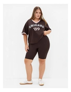 Oversized V Neck Tee in Chocolate