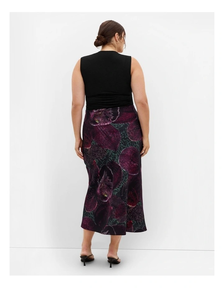 Sienna Orchid Print Midi Skirt in Blackberry image 2