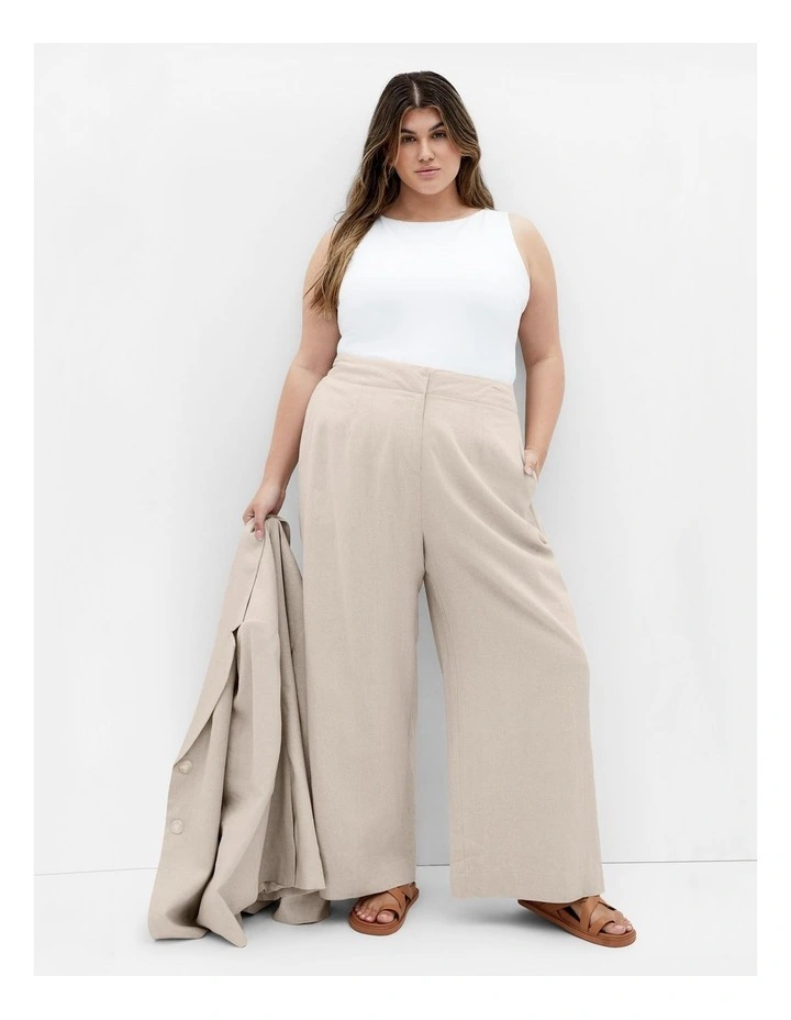 Sylvie Linen Pant in Neutral image 3