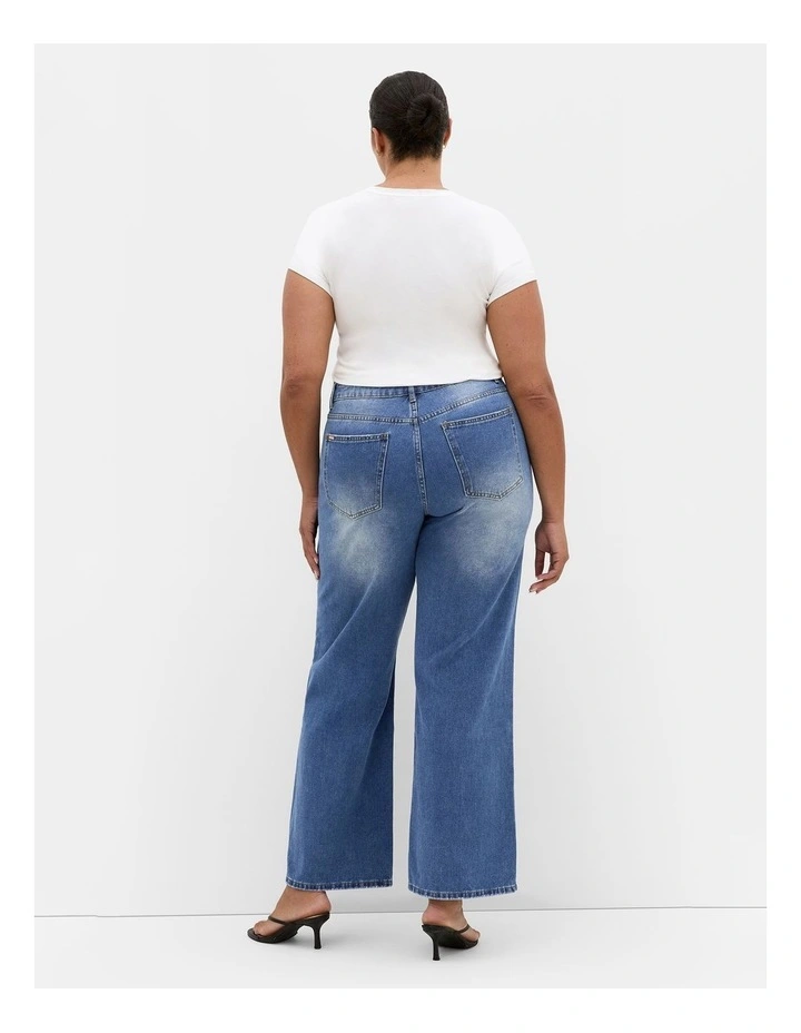 Harley Fit Harriet Wide Leg Jean in Light Wash image 2