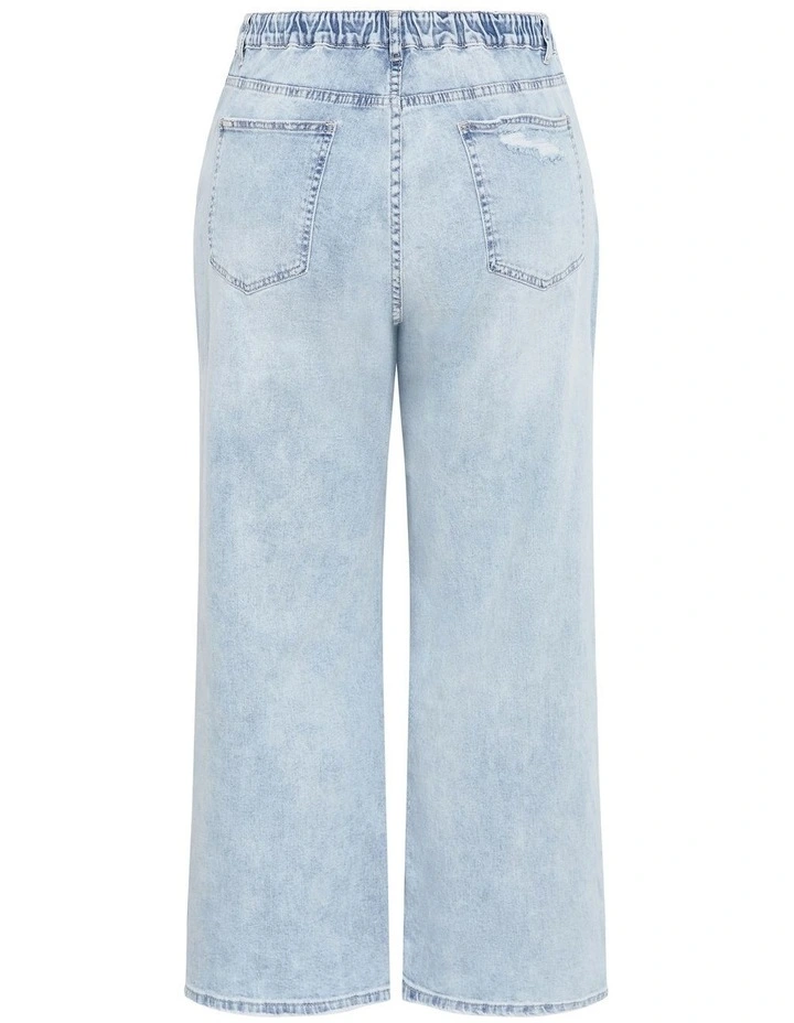Harley Fit Lora Wide Leg Jean in Light wash image 4