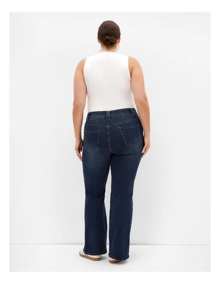 Pia Fit Bootleg Jean in Dark Wash image 2