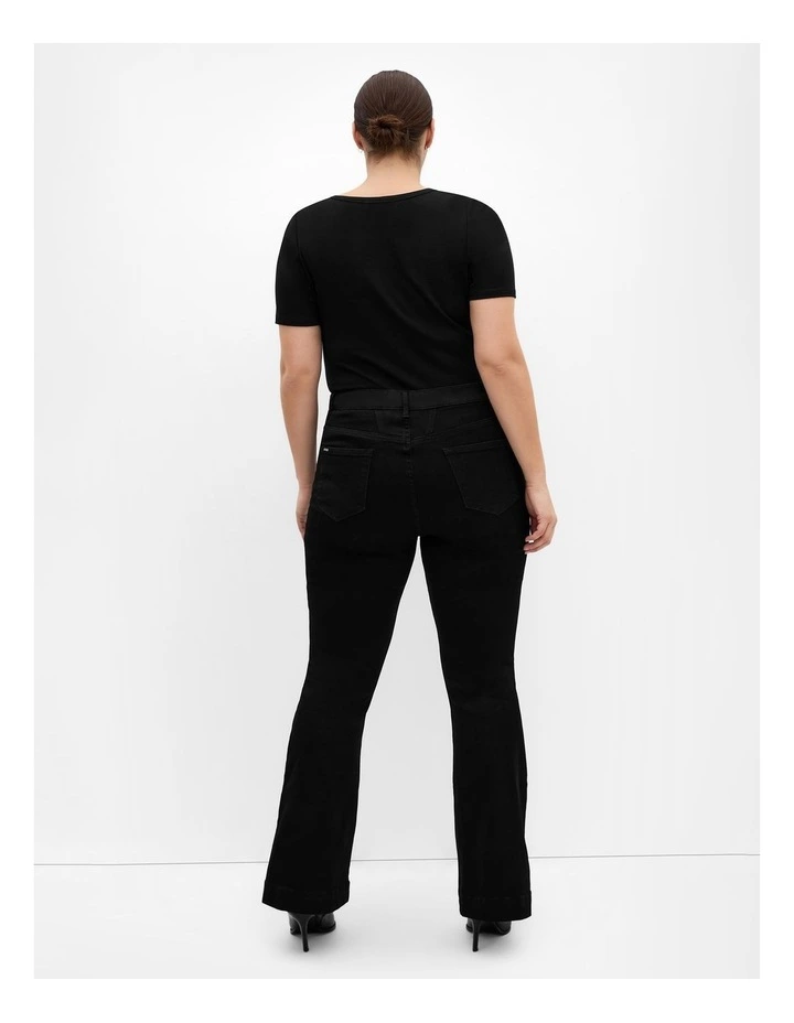 Asha Fit Jasmin Flare Jean in Black image 2