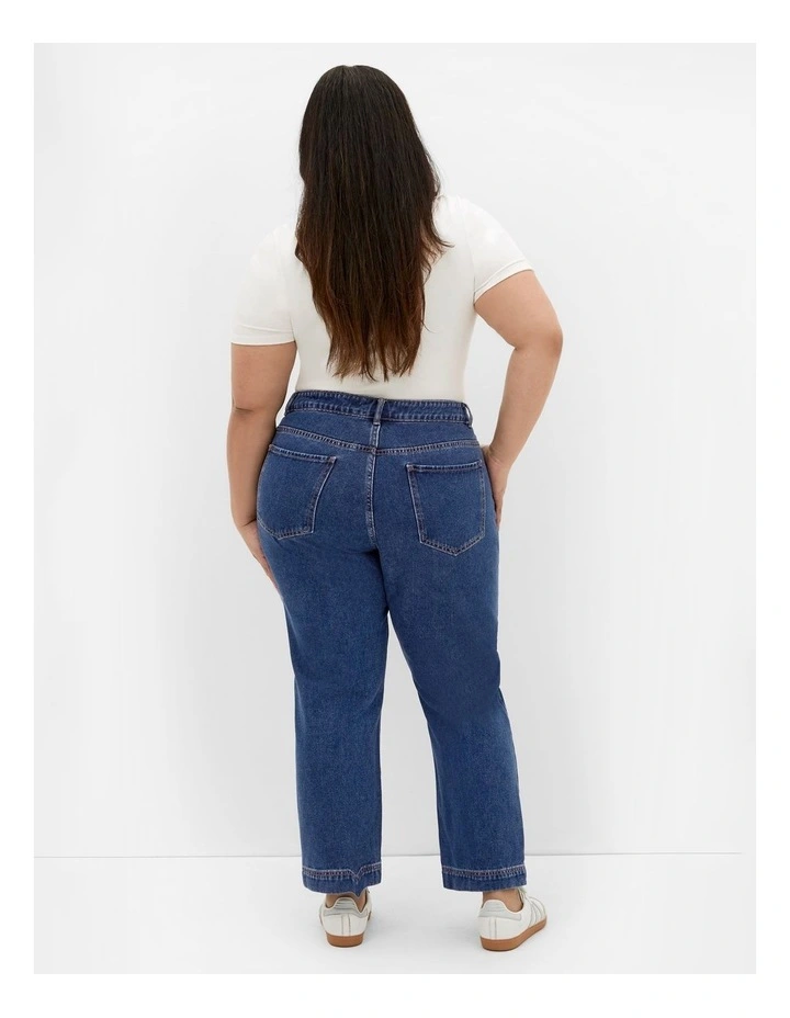 Harley Fit Kenia Straight Jean in Mid Wash image 2