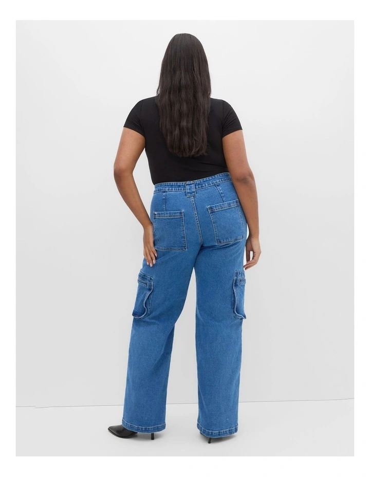 Harley Fit Oaklyn Cargo Wide Leg Jean in Mid Wash image 2