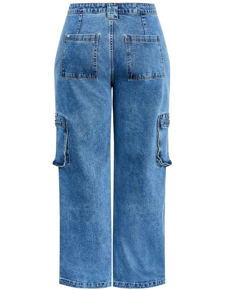 Harley Fit Oaklyn Cargo Wide Leg Jean in Mid Wash image 4